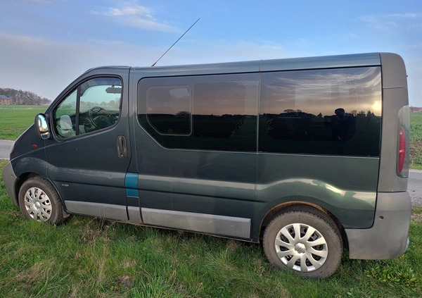 Opel Vivaro cena 16000 przebieg: 200000, rok produkcji 2003 z Krotoszyn małe 106